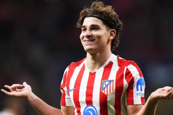 Barcelona e ëndërron, por PSG bën ofertën e parë për Alvarez dhe është vërtet joshëse