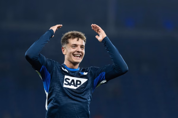 Tottenhami, favorit për transferimin e Fisnik Asllanit