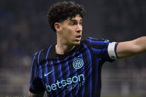 Në Spanjë janë të bindur: Bastoni po shtyn për t’u bashkuar sa më parë me Barcelonën