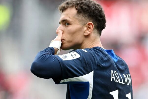 Fillojnë kontaktet mes palëve, Dortmundi e do transferimin e Fisnik Asllanit