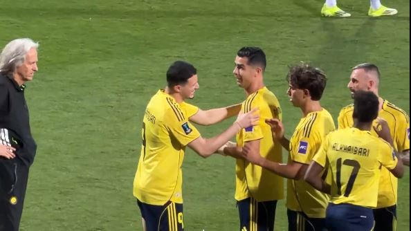 Al Nassr i Cristiano Ronaldos kualifikohet në finalen e AFC Champions League