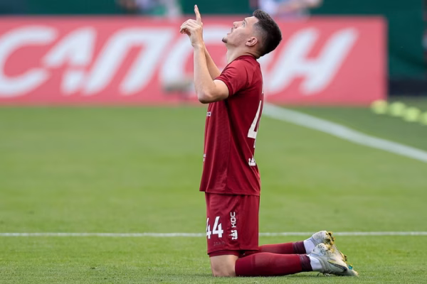 Daku kthehet nga lëndimi, shijon fitoren e Rubinit