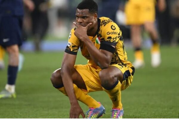 Klauzola 25 milionë euro tremb Interin, e ardhmja e Dumfries mbetet e paqartë