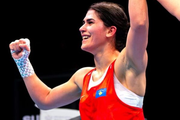 Donjeta Sadiku sot në ring për medalje në Kupën Botërore të Boksit
