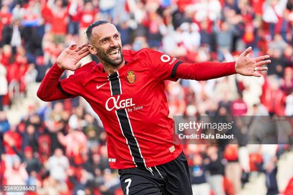 Vedat Muriqi në mesin e të nominuarve për “Formacionin e Vitit” në La Liga