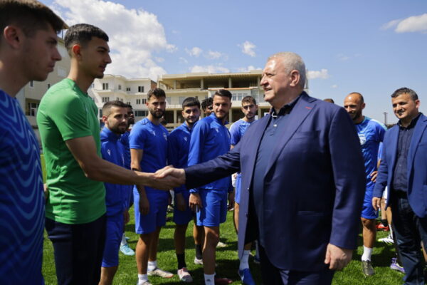 Inaugurohen dy fusha në Gjirokastër, Duka: Vazhdojmë të investojmë, kushte më të mira për të rinjtë