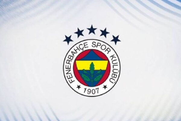 Fenerbahçe shkarkon trajnerin Tedesco pas humbjes në derbi ndaj Galatasaray