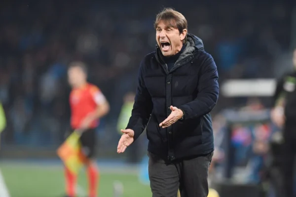 Conte e refuzon Kombëtaren e Italisë?