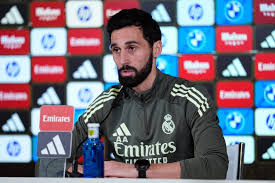 Alvaro Arbeloa shpërthen ndaj gjyqtarit pas barazimit të Real Madridit me Gironën