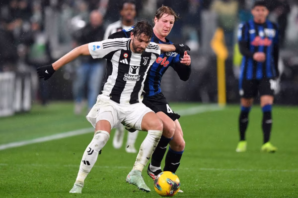 Locatelli rinovon me Juventusin