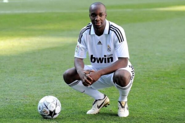 Sulm frontal i futbollistëve kundër FIFA-s, kërkohen 8 miliardë euro pas sentencës “Diarra”