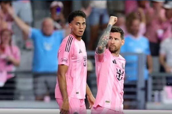 Miami inauguron stadiumin me “Tribunën Messi”, argjentinasi shënon gol në shtëpinë e re