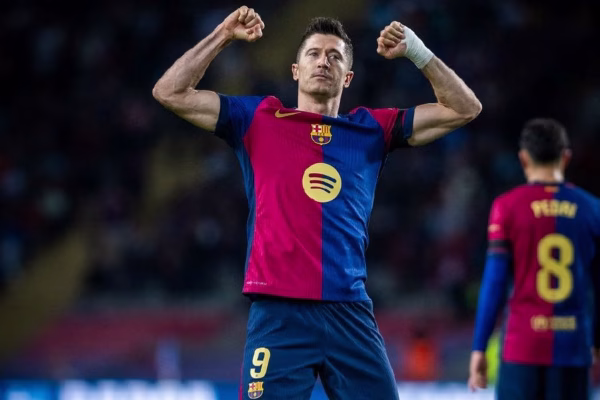 Juventusi me ofertë për Lewandowskin