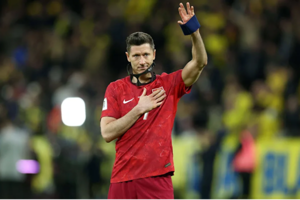 Lewandowski mendon për lamtumirën pas eliminimit me Suedinë