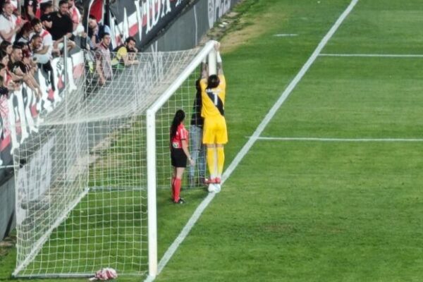 Dani Cárdenas, “i gjithanshëm” ndaj Espanyol. Bëri “marangozin” e portës dhe priti penallti