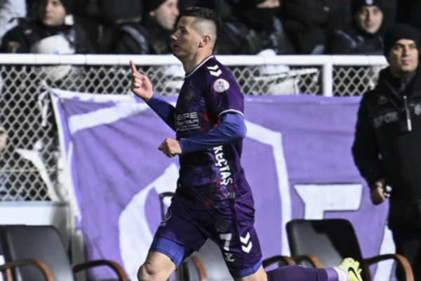 Odise Roshi shënon gol në Turqi