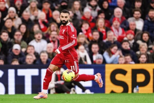 Befasia e radhës nga Liverpool, zëvendësuesi i Salah do të vijë nga Arabia Saudite?