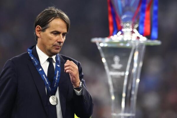 Simone Inzaghi ngre zërin: Larg duart nga Interi, arbitrat na kanë penalizuar dhe jo favorizuar!