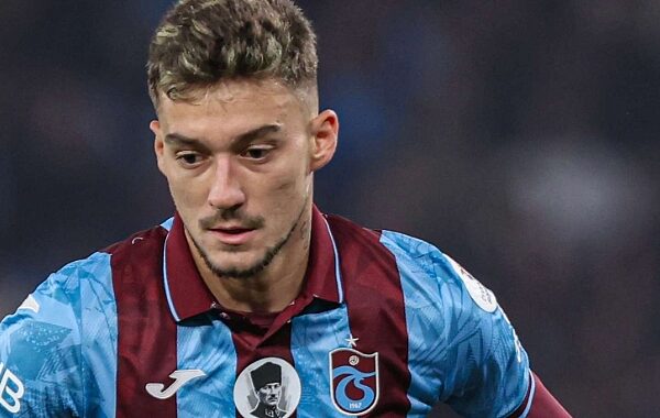 Trabzonspor do të synoj ta aktivizoj opsionin e blerjes për Ernest Muçin pas një oferte të majme nga Evropa