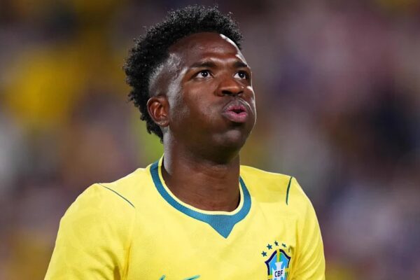 Botërori 2026/ “Dhjeta i përket vetëm fantazistëve si Neymar”, ish-futbollisti brazilian sulmon Vinicius Junior