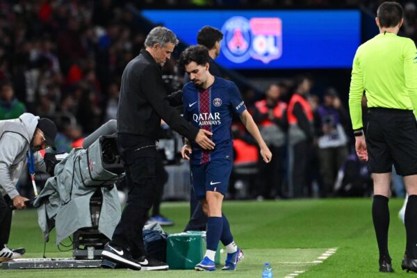 Paris Saint-Germain në alarm, dëmtimi i Vitinha vë në pikëpyetje gjysmëfinalen me Bayern Munich