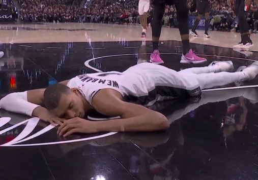 Goditje e rëndë për Spurs, Wembanyama lëndohet