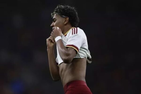 Ambasadori i Egjiptit në Spanjë minimizon incidentin në Cornellá