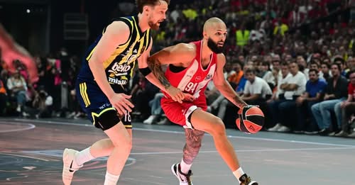 Olympiacos shkatërron Fenerbahcen dhe siguron finalen e EuroLeague