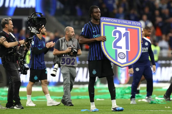 ANALIZA / Sekreti i titullit të 21-të zikaltër, besimi tek interistët e vërtetë