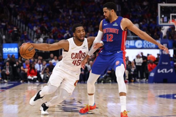 Cleveland Cavaliers triumfon në transfertë dhe i afrohet finales së Lindjes