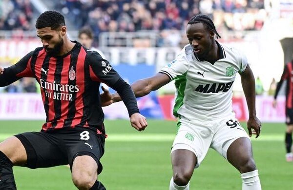 Tare piketon mesfushorin kanadez për Milan, po shkëlqen në sezonin e parë në Serie A