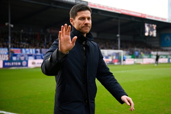 Lojtarët e Chelseat e duan Xabi Alonson si trajnerin e ri
