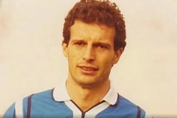 Allegri-Napoli, rikthim në të kaluarën aspak të këndshme. Bashkë zbritën në Serie B