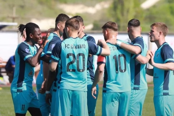 Dinamo e fiton barazhin e Ligës së Parë, e ‘shokon’ Lirinë e Munishit