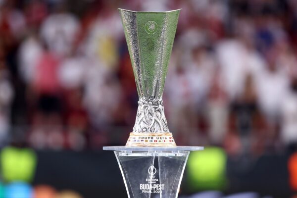 Freiburg dhe Aston Villa përballen në finalen historike të Ligës së Evropës në Stamboll