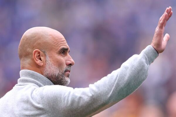 Guardiola reagon pas humbjes së titullit: Arsenali e meritoi, do të vendos për të ardhmen në fund të sezonit