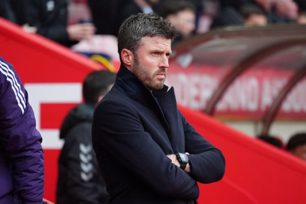 Carrick do të mbetet trajner i Manchester Unitedit
