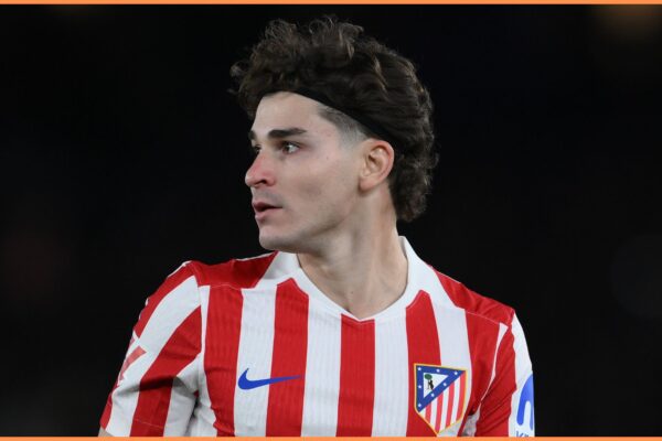 PSG kryeson garën për sulmuesin argjentinas Julian Alvarez