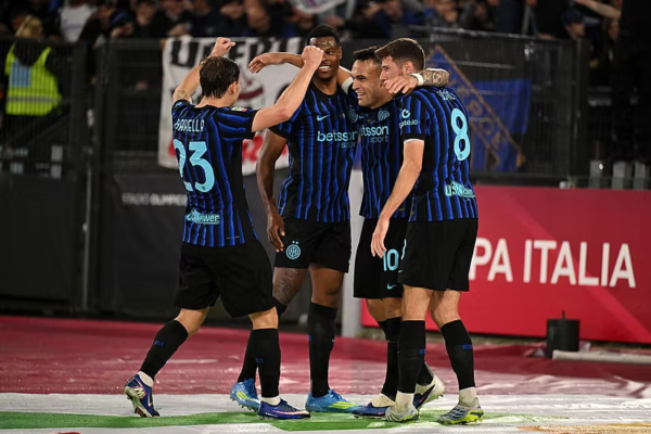 Lautaro dhe Dumfries, pas fitimit të Kupës së Italisë: Sezon shumë pozitiv, Chivu meriton notën “10”