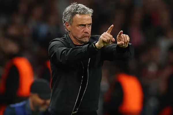 Pas suksesit në kampionat dhe Champions, PSG hedh sytë nga merkato. Enrique do tre përforcime
