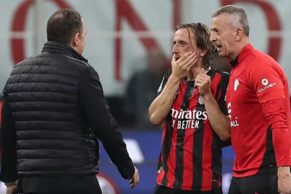 Modrić zgjat karrierën. “Maestro”, gati të qëndrojë edhe një vit te Milani