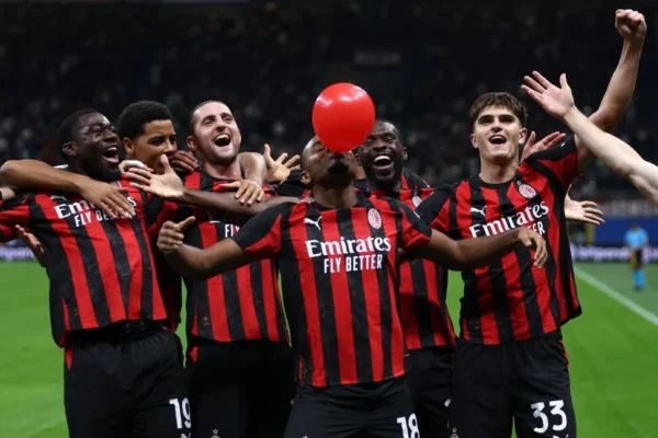 U ble për 38 milionë euro një vit më parë, Milan nxjerr në shitje sulmuesin që zhgënjeu me fanellën kuqezi