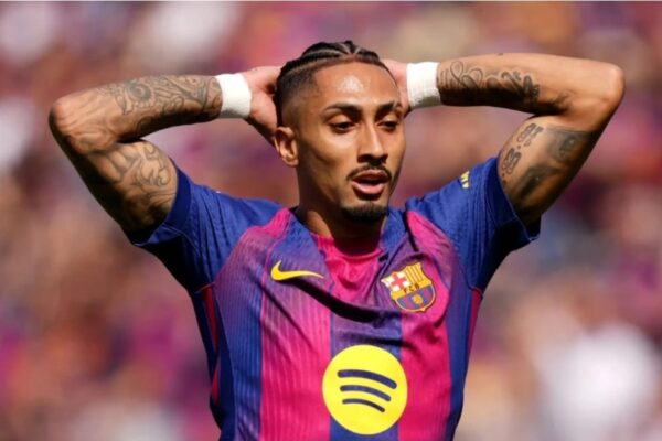 Barcelona identifikon zëvendësuesin e Raphinhas