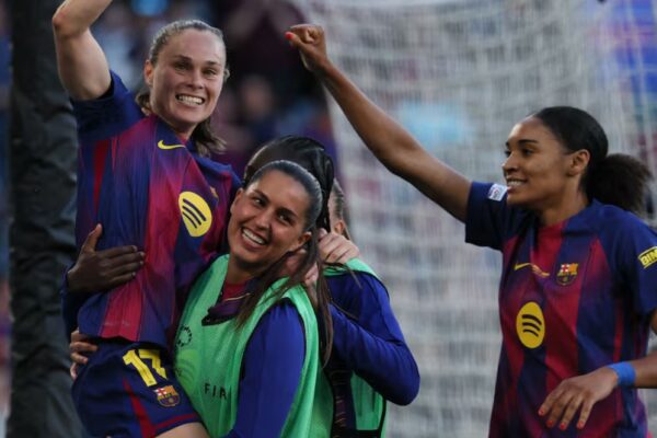 CHAMPIONS LEAGUE FEMRA: Barcelona i jep leksione Lyonit dhe fiton për herë të katërt kupën veshgjatë (video)
