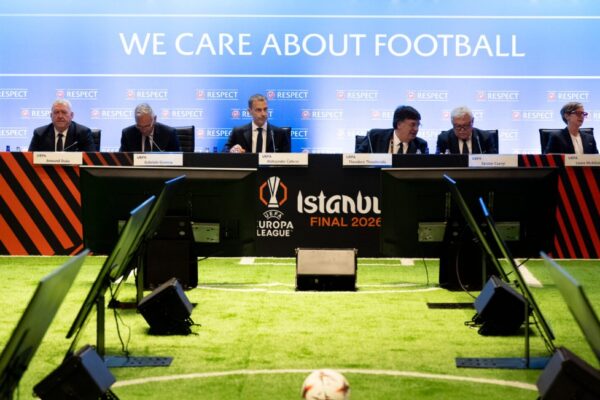 Nga formati i ri i Nations League & eliminatoret e Europianit e deri te tribunat në këmbë. UEFA miraton ndryshimet e reja