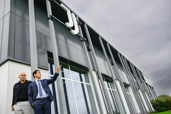 Merkato “varfanjakësh” për Juventus pa Champions League, madje edhe me largime të bujshme