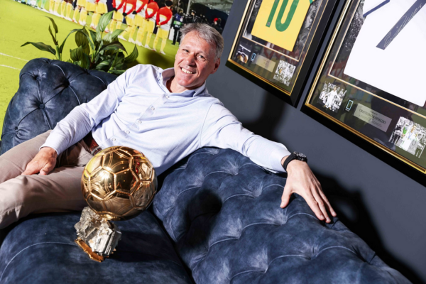 Van Basten godet Italinë: Shumë pronarë të huaj, klubet kanë humbur identitetin