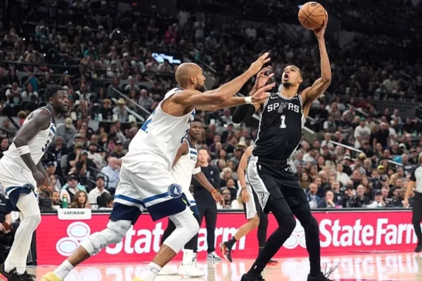NBA, Spurs një fitore larg finales së Perëndimit, Wembanyana i pandalshëm