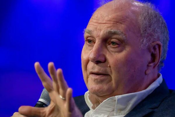 Hoeneß kritikon Nagelsmann: Mendon se do t’i fitojë ai ndeshjet dhe jo ekipi!