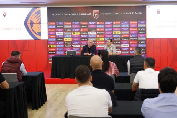 “Final Four”/ Takim me arbitrat në “Shtëpinë e Futbollit”, Presidenti Duka vlerëson rëndësinë e fazës finale